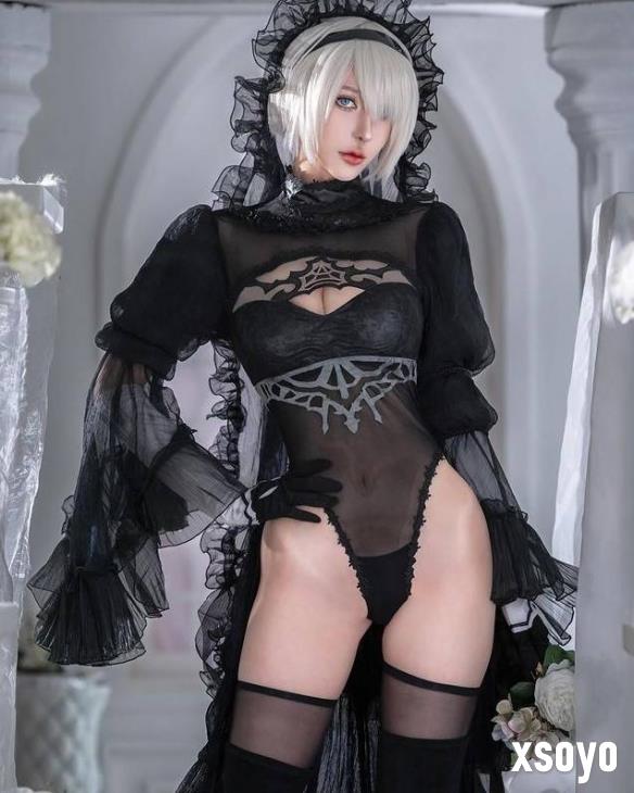 马来西亚美女COS《尼尔》2B 黑丝美腿大秀绝妙身材！