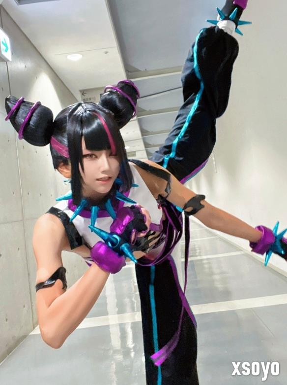 樱花妹COS《街头霸王6》韩蛛俐 俏皮邪魅十分还原！