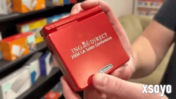  罕见藏品！荷兰银行定制版GBA SP主机含稀有版本！