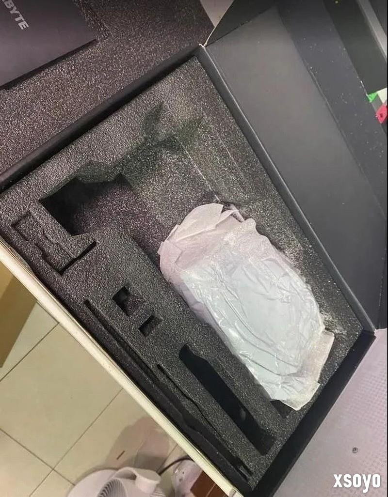 先买到没GPU的RTX5090 再买RTX5070Ti收到一包盐