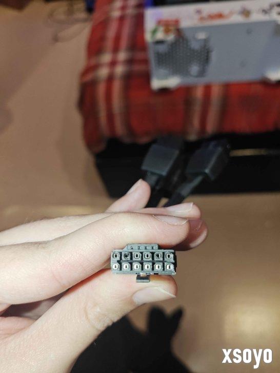 AMD RX 9070 XT首次出现16针接口烧熔！至少犯了三个错误