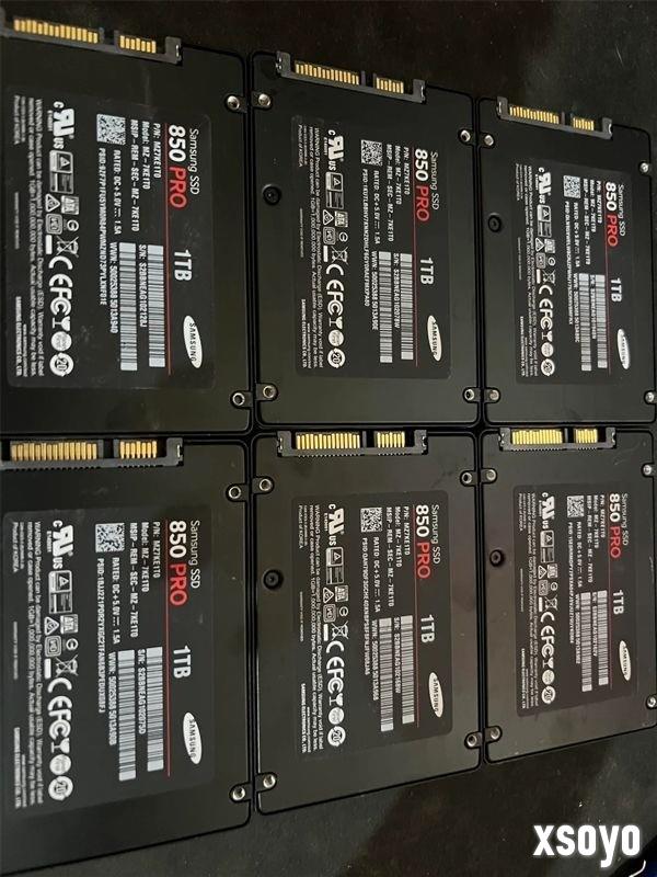 捡来的便宜！翻垃圾找到6TB SSD：六块1TB的三星850 Pro