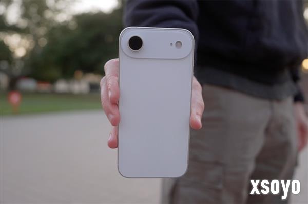 苹果首发！曝iPhone 17系列国行版将落地eSIM