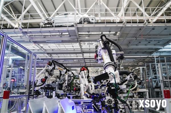 小米第四款新车曝光：全新增程SUV！2026年见