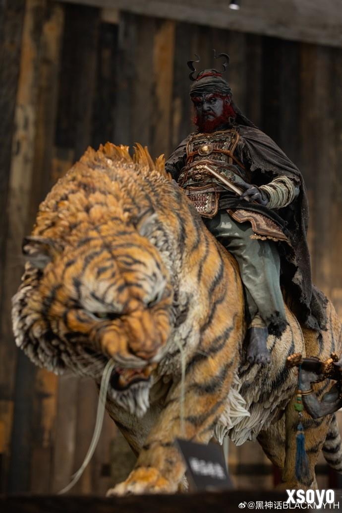 《黑神话》首家线下店实拍图公布：钟馗骑虎超霸气