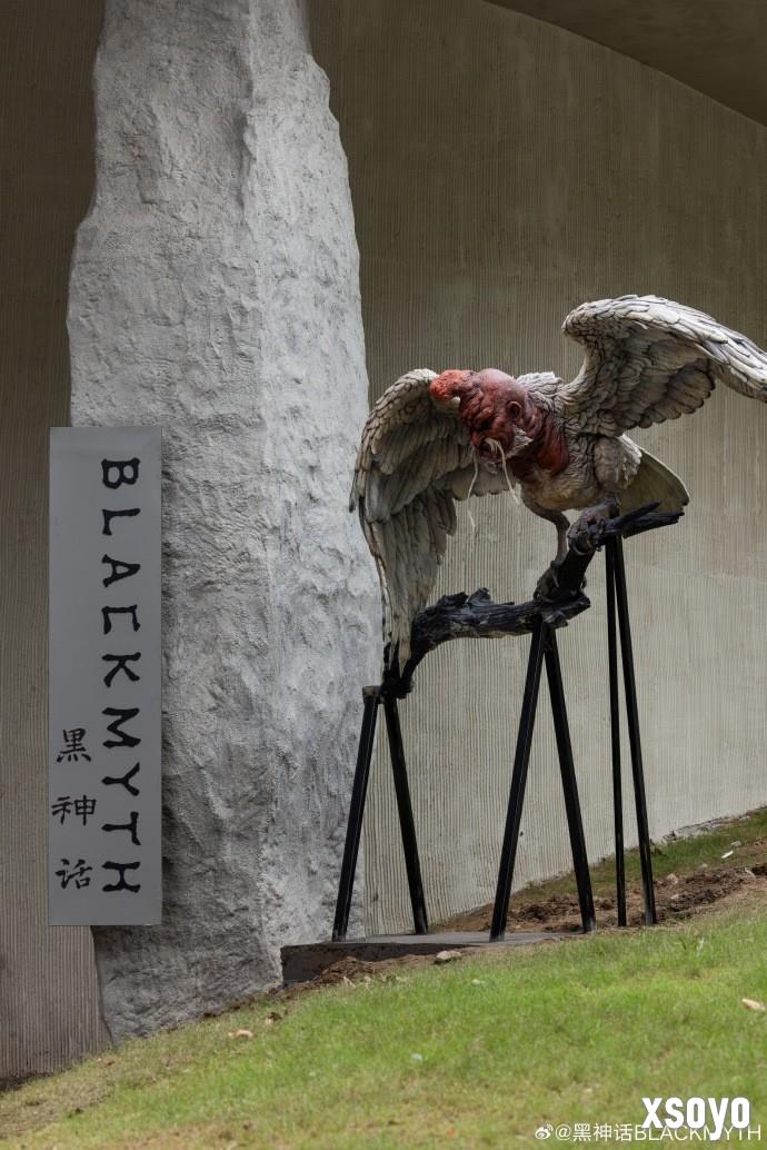 《黑神话》首家线下店实拍图公布：钟馗骑虎超霸气