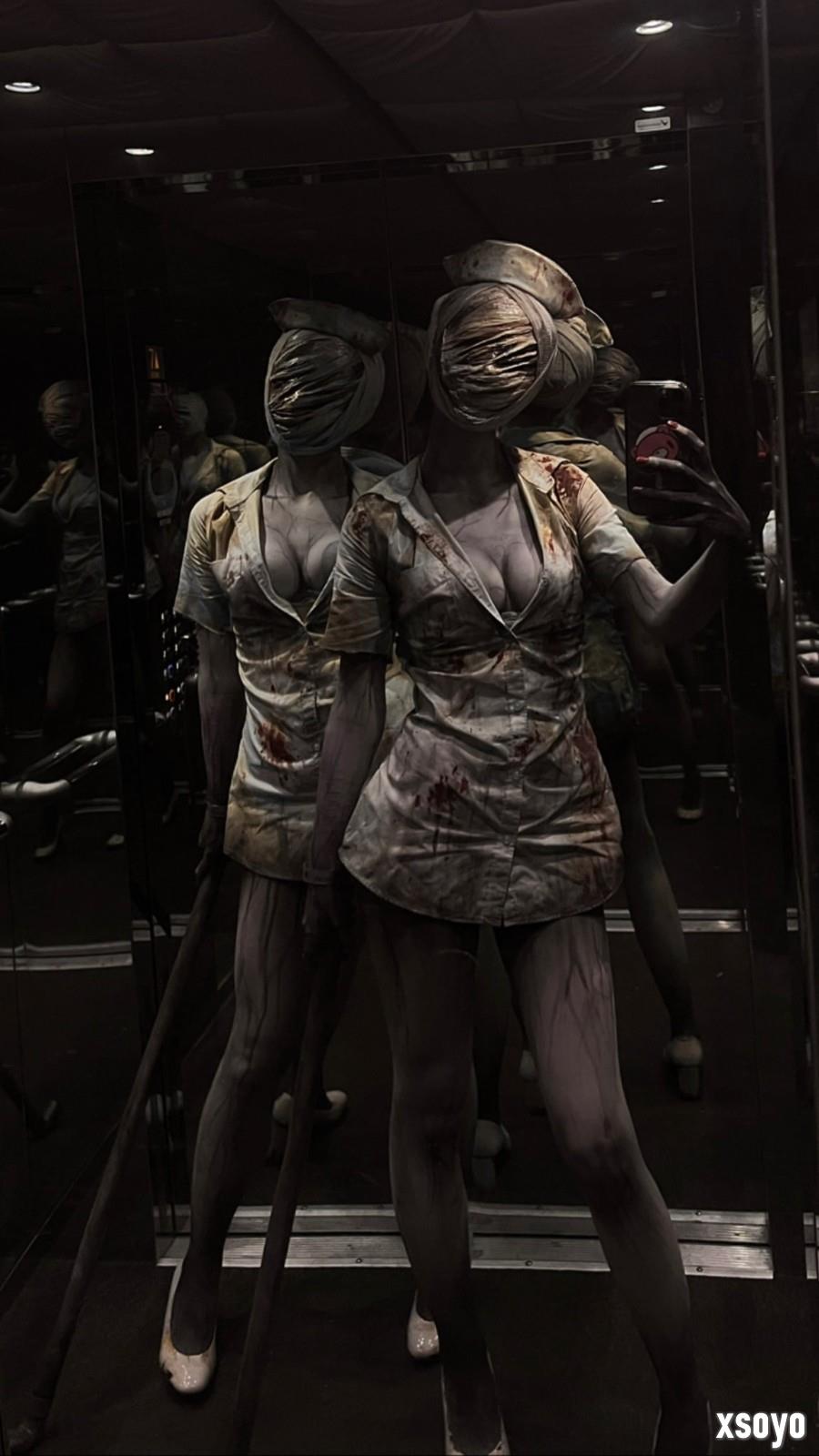 双倍压抑！ 国外美女双胞胎cos《寂静岭》护士姐姐