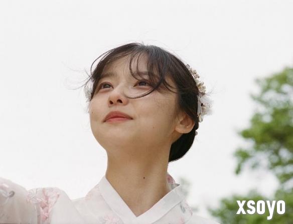 《寂静岭f》女主脸模新美图：甜美可爱令人心动！