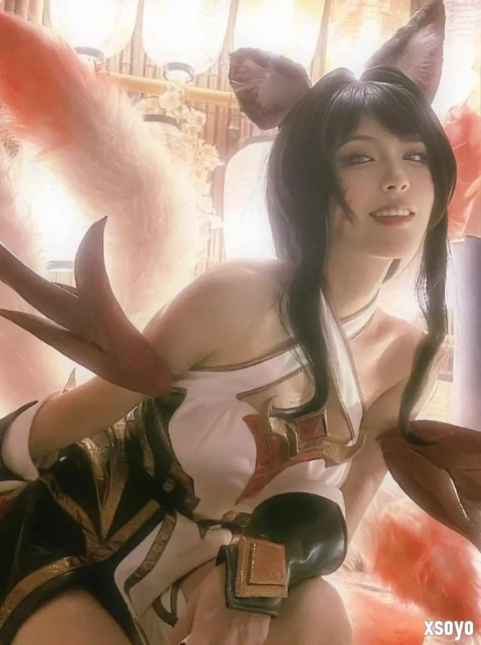 S15赛事解说Rita新中式造型出圈 网友直呼塔子姐好美