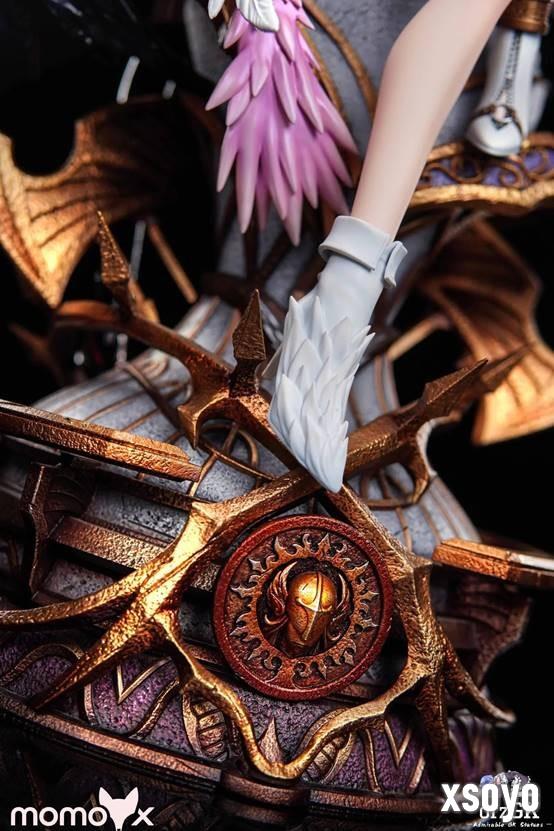 《数码宝贝》天女兽与妖女兽雕像 身材都很出色