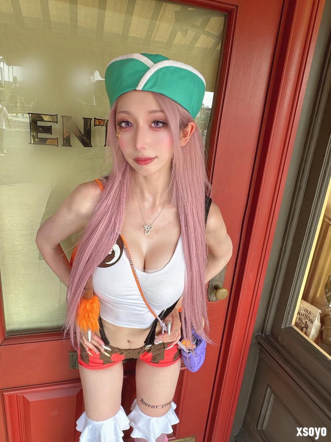 日本coser穿着库巴姬服装逛环球影城引争议 账号被锁定