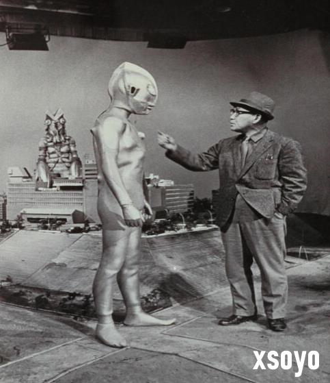 特摄之神圆谷英二斩获美国视效协会终身成就大奖