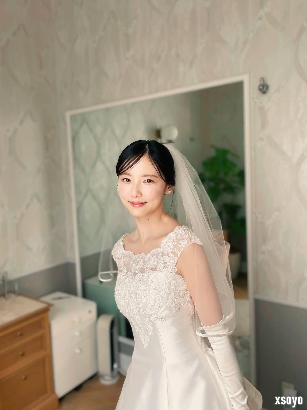 《寂静岭f》女主演员穿上婚纱 非常美丽惊艳