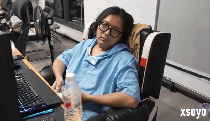 《明末》制作人近况让人担忧 许多玩家留言鼓励他