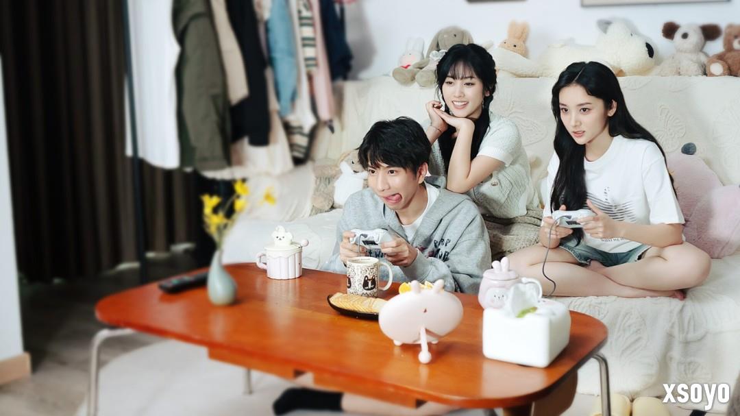 真人影游《无基之谈》已发售 宅男变可爱美少女