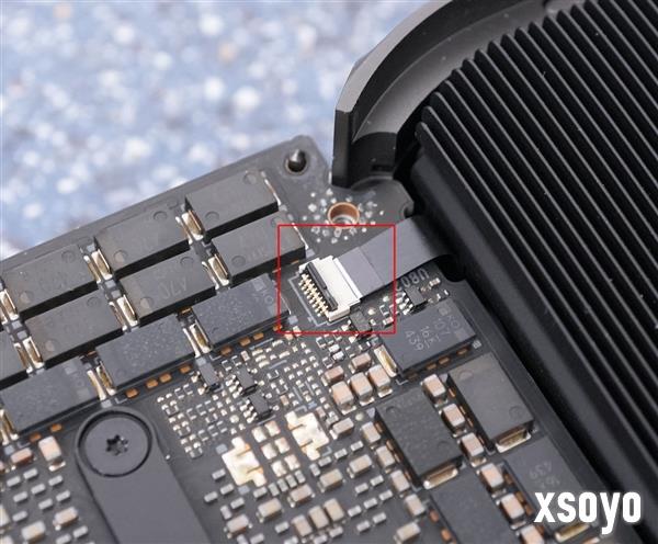 PCIe接口损坏 2万元的RTX 5090原地报废！NVIDIA同意免费换新