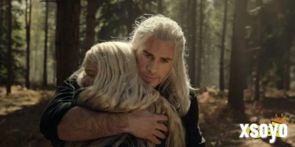 杰洛特与叶奈法新剧照