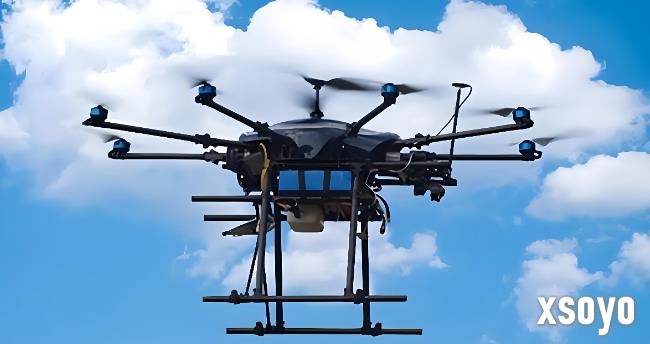 高科技生态杀手曝光 无人机空投利刃非法狩猎