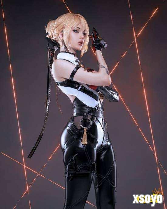 Xenon 紧身胶衣写真 10