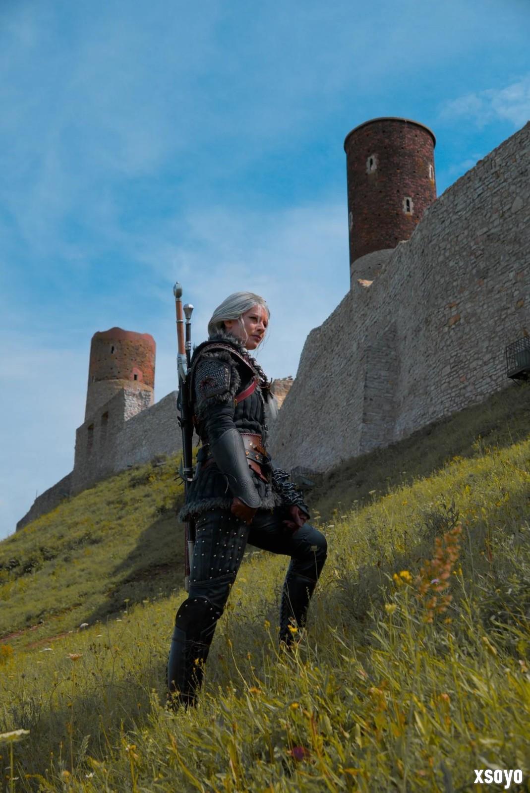 太帅了！ 粉丝用传统工艺自制《巫师4》希里cos服