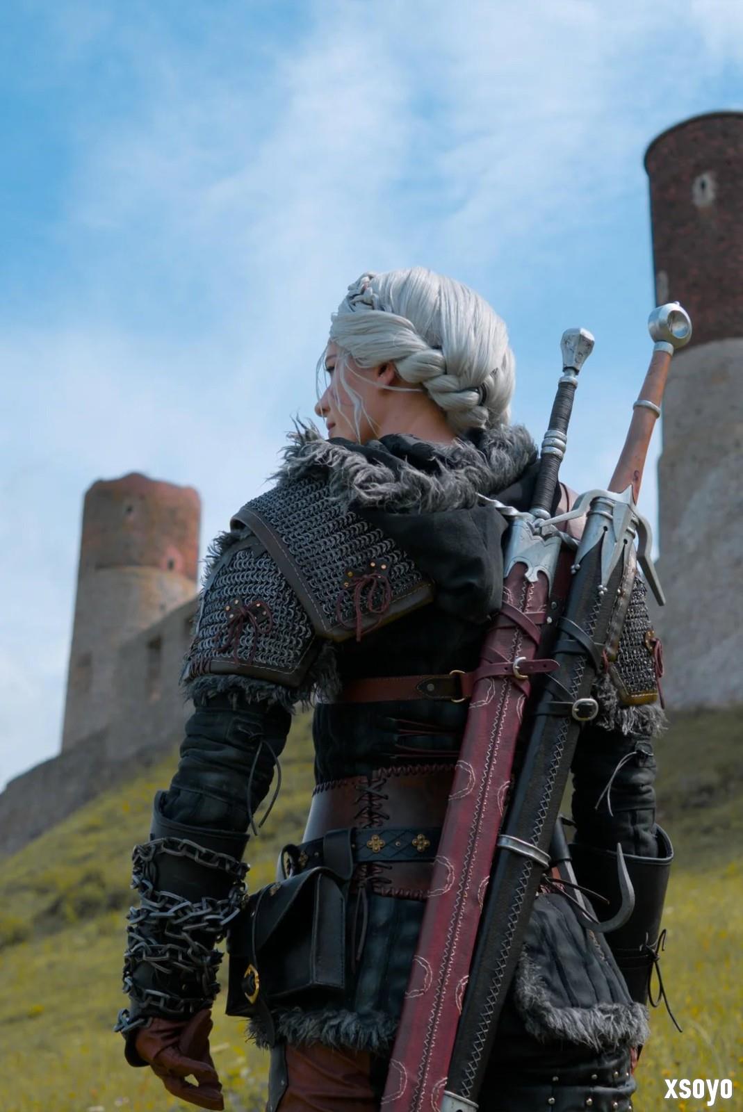 太帅了！ 粉丝用传统工艺自制《巫师4》希里cos服