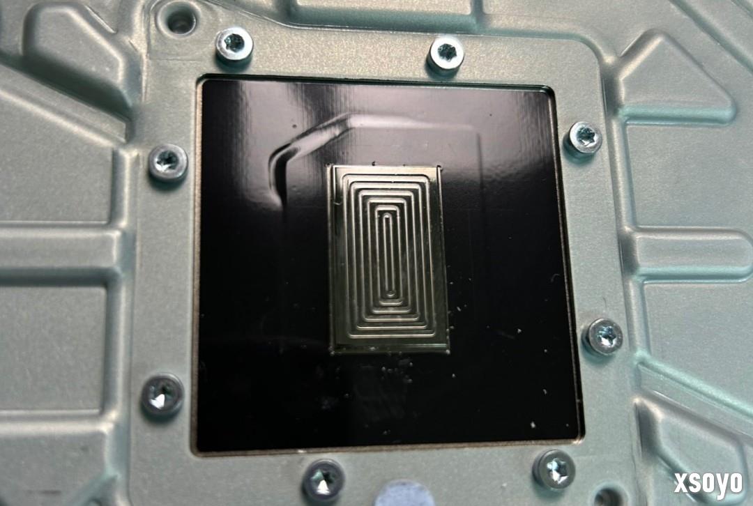 索尼悄悄升级新批次PS5主机 根治液金泄漏隐患