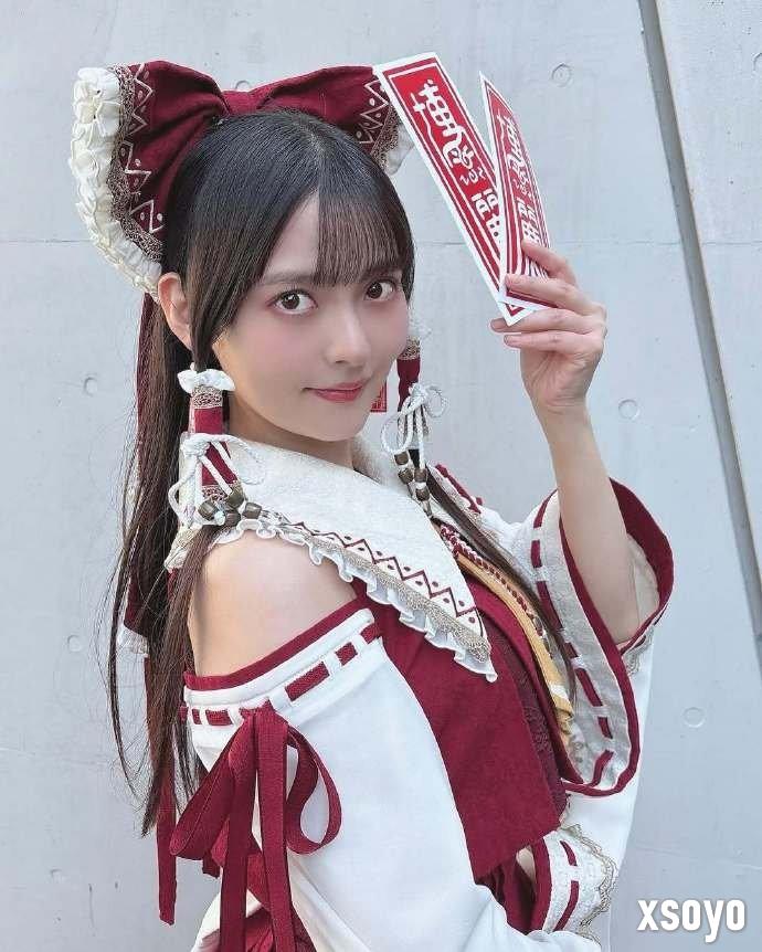 可爱政委！ 日本声优上坂堇cos博丽灵梦