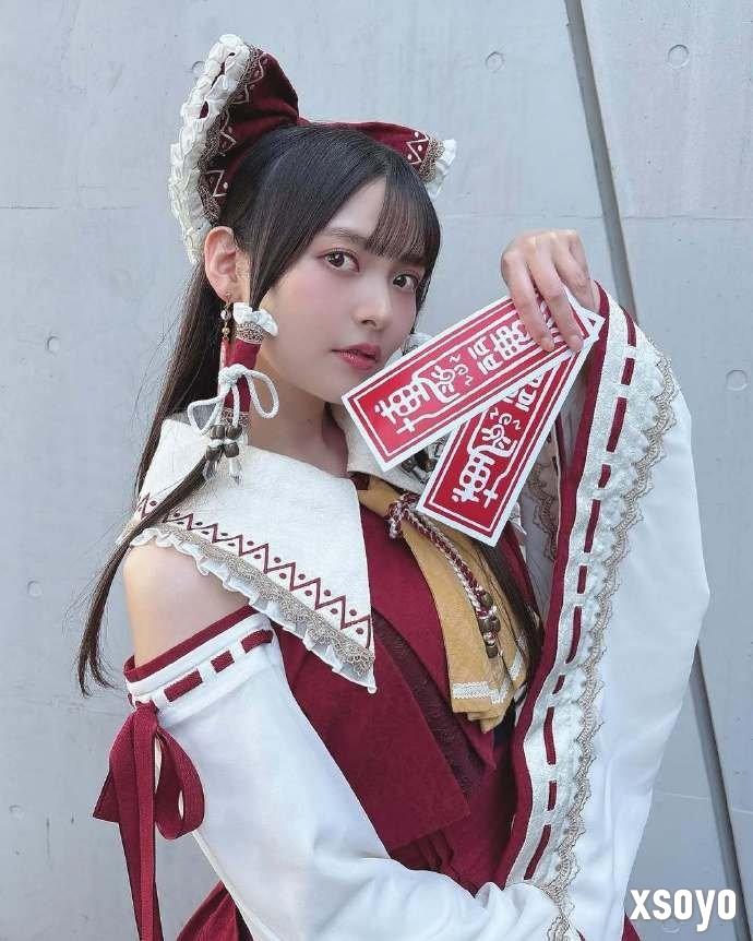 可爱政委！ 日本声优上坂堇cos博丽灵梦